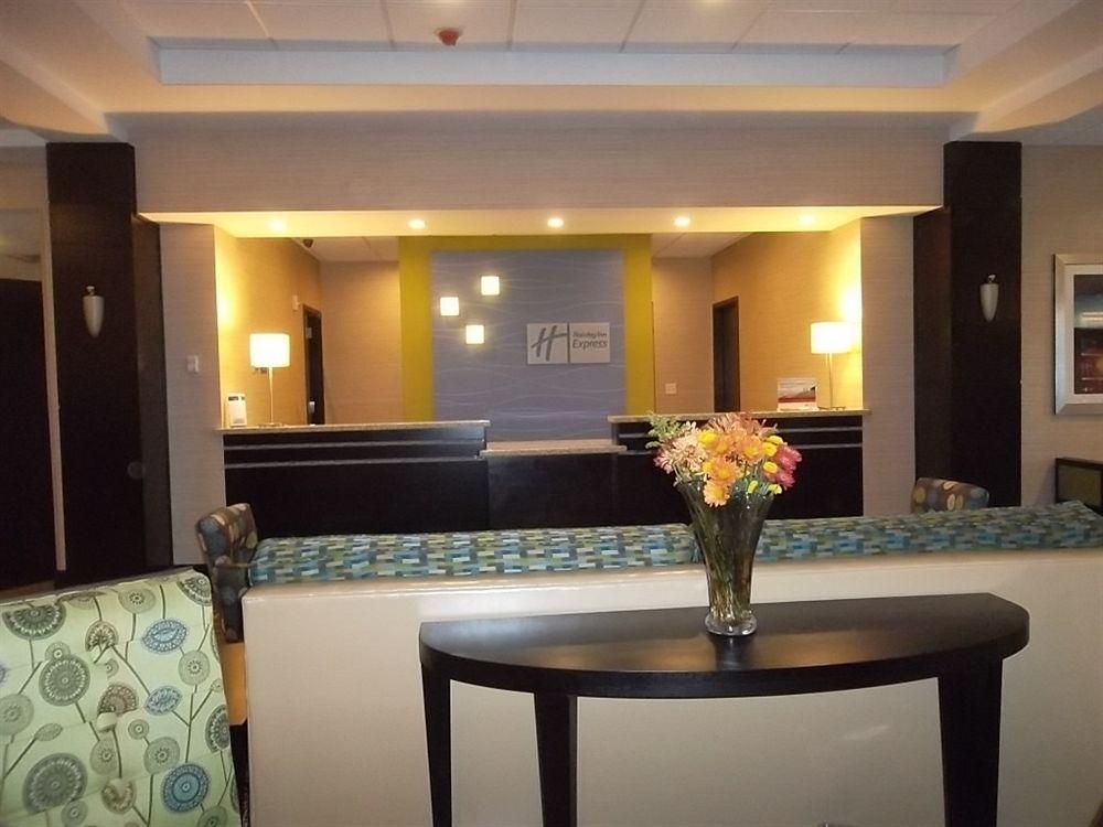Holiday Inn Express Hotel & Suites Orlando East-Ucf Area By Ihg Alafaya Exterior foto